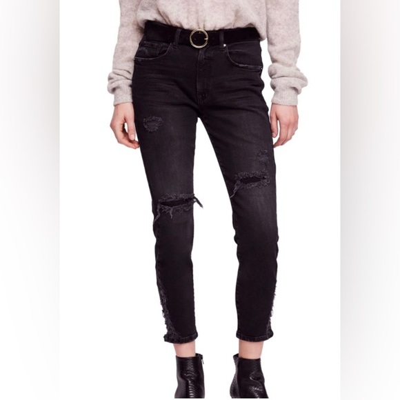 FREE PEOPLE We The Free ABOUT A GIRL High Waist Black Destroyed Patch Jeans 30 - Picture 1 of 11